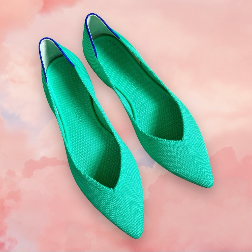 Rare Rothy’s The Point in Mojito - sz 9 like new pointed flats in bright mint
